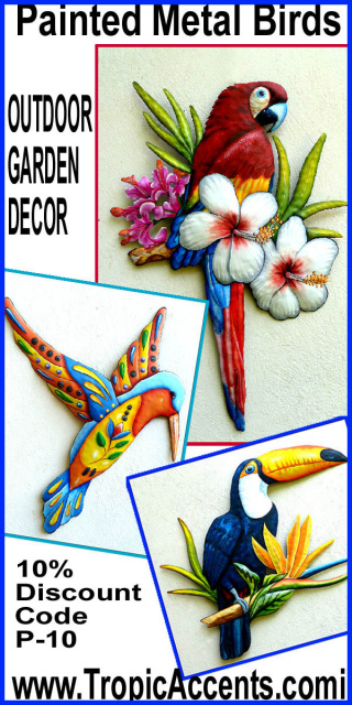 Painted metal parrots - Tropical wall decor
